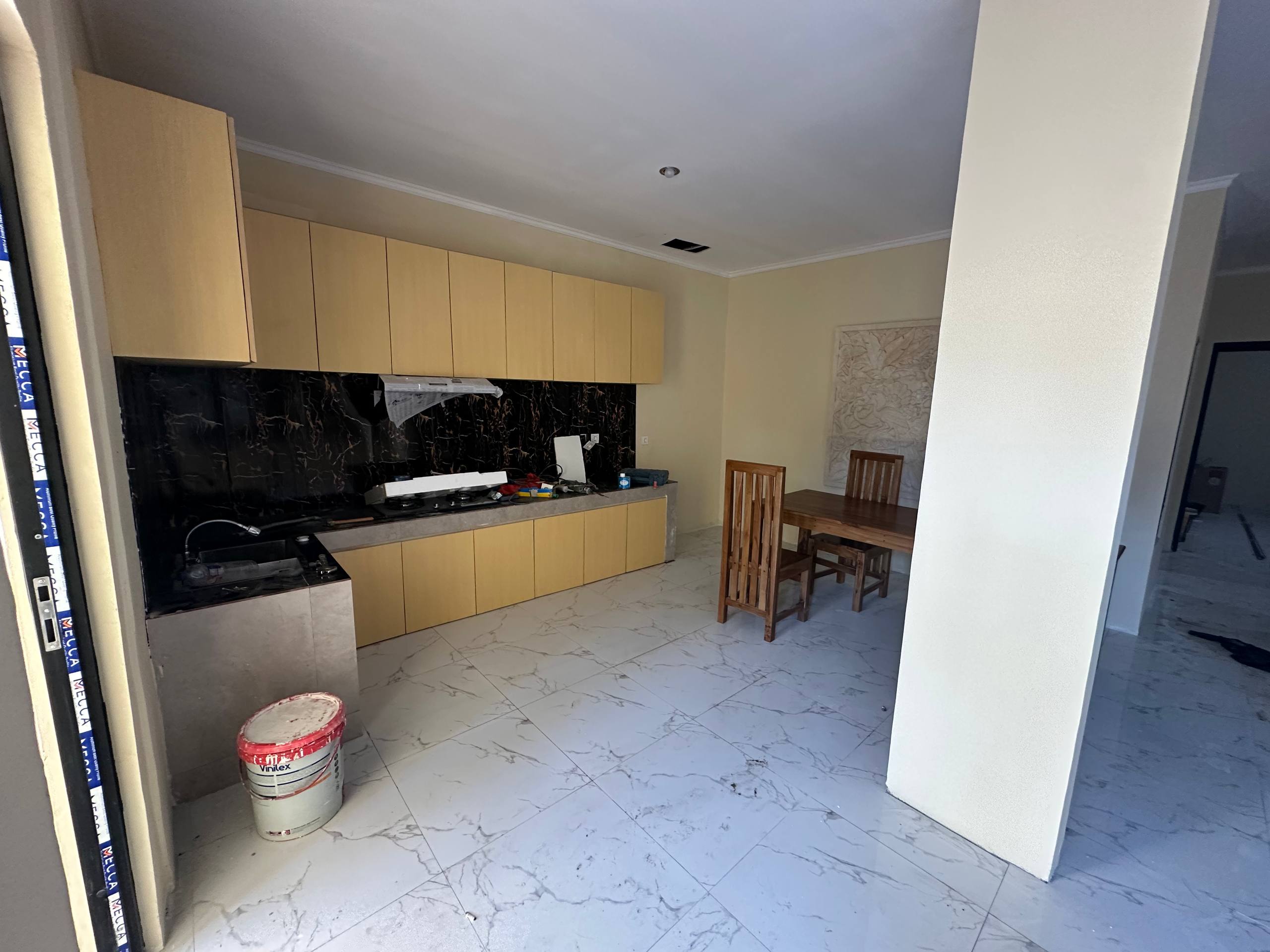 Rumah 2 Lantai Luas di Sanur Kauh - Foto 12